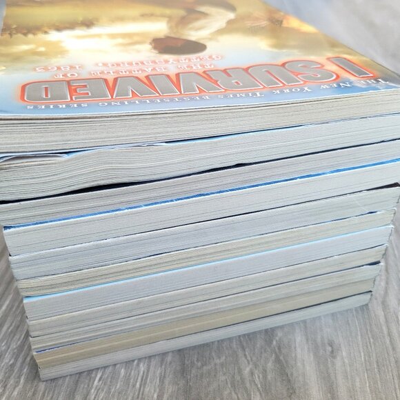 I SURVIVED SCHOLASTIC LOT OF 11 PAPERBACK BOOKS BY LAUREN TARSHIS NO DUPLICATES - Picture 7 of 12